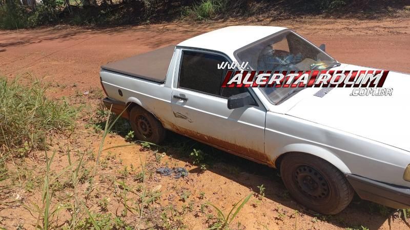 Colisão entre dois carros foi registrada no bairro Industrial em Rolim de Moura Colisão entre dois carros foi registrada no bairro Industrial em Rolim de Moura