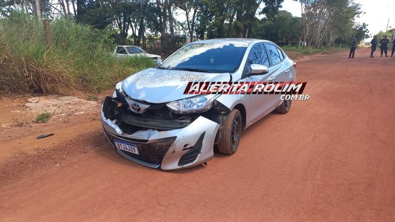 Colisão entre dois carros foi registrada no bairro Industrial em Rolim de Moura Colisão entre dois carros foi registrada no bairro Industrial em Rolim de Moura