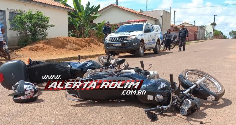 Colisão entre duas motos foi registrada no Jabotá II neste sábado em Rolim de Moura Colisão entre duas motos foi registrada no Jabotá II neste sábado em Rolim de Moura