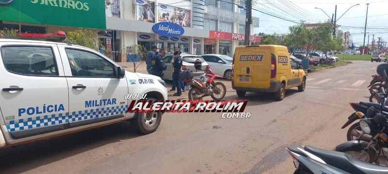 Colisão traseira foi registrada pela PM nesta segunda-feira em Rolim de Moura Colisão traseira foi registrada pela PM nesta segunda-feira em Rolim de Moura