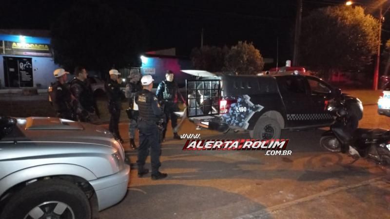Durante ação rápida da PM, dupla foi presa em flagrante, após furto de veículo em Rolim de Moura Durante ação rápida da PM, dupla foi presa em flagrante, após furto de veículo em Rolim de Moura