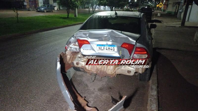 Motorista com sinais de embriaguez atingiu traseira de veículo, tentou fugir e bateu em outro carro logo em seguida em Rolim de Moura Motorista com sinais de embriaguez atingiu traseira de veículo, tentou fugir e bateu em outro carro logo em seguida em Rolim de Moura
