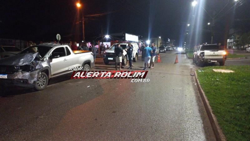 Motorista com sinais de embriaguez atingiu traseira de veículo, tentou fugir e bateu em outro carro logo em seguida em Rolim de Moura Motorista com sinais de embriaguez atingiu traseira de veículo, tentou fugir e bateu em outro carro logo em seguida em Rolim de Moura