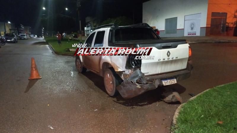 Motorista com sinais de embriaguez atingiu traseira de veículo, tentou fugir e bateu em outro carro logo em seguida em Rolim de Moura Motorista com sinais de embriaguez atingiu traseira de veículo, tentou fugir e bateu em outro carro logo em seguida em Rolim de Moura