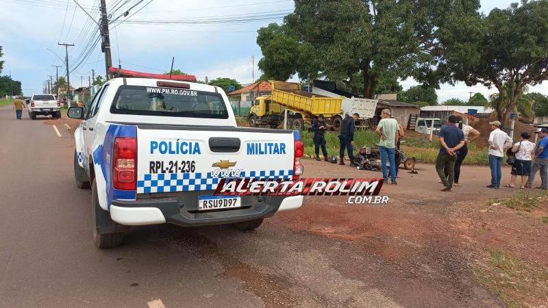 Segundo acidente do dia envolveu moto e veículo da SEMUSA de Rolim de Moura Segundo acidente do dia envolveu moto e veículo da SEMUSA de Rolim de Moura