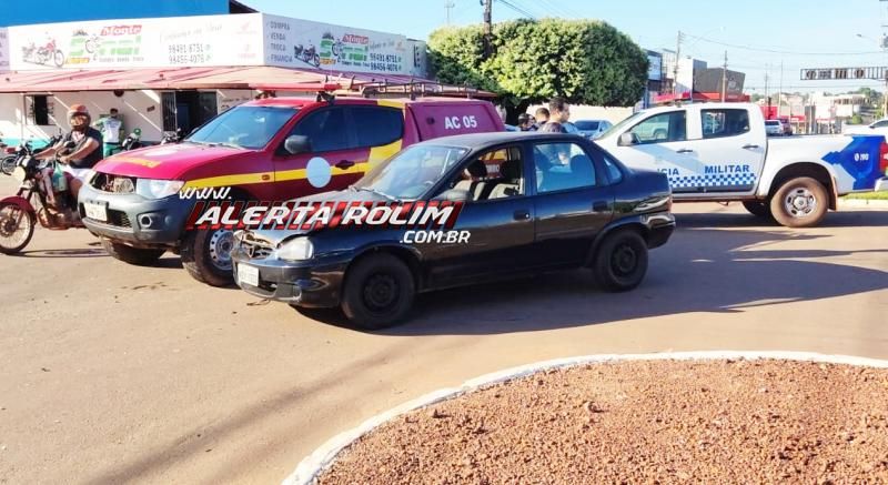 Viatura do Corpo de Bombeiros Militar foi atingida por carro nesta manhã de sábado em Rolim de Moura Viatura do Corpo de Bombeiros Militar foi atingida por carro nesta manhã de sábado em Rolim de Moura