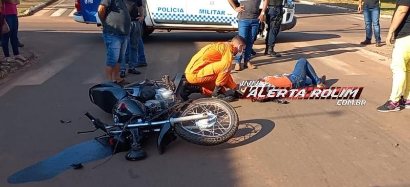 Mulher fraturou a perna no segundo acidente de trânsito registrado nesta manhã em Rolim de Moura - Veja o vídeo da colisão Mulher fraturou a perna no segundo acidente de trânsito registrado nesta manhã em Rolim de Moura - Veja o vídeo da colisão