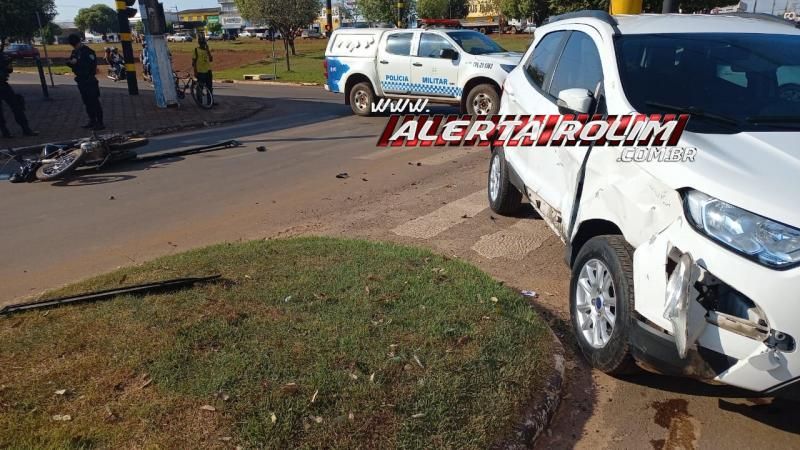 Mulher fraturou a perna no segundo acidente de trânsito registrado nesta manhã em Rolim de Moura - Veja o vídeo da colisão Mulher fraturou a perna no segundo acidente de trânsito registrado nesta manhã em Rolim de Moura - Veja o vídeo da colisão