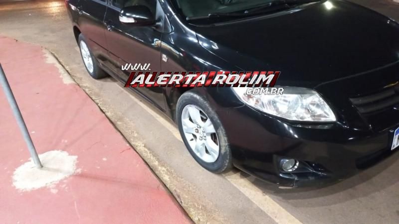 Quarto acidente do dia envolveu carro e moto e foi registrado no Centro de Rolim de Moura Quarto acidente do dia envolveu carro e moto e foi registrado no Centro de Rolim de Moura