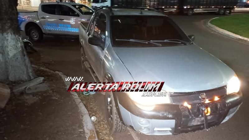 Acidente de trânsito envolvendo carro e moto foi registrado na noite de quarta-feira em Rolim de Moura Acidente de trânsito envolvendo carro e moto foi registrado na noite de quarta-feira em Rolim de Moura