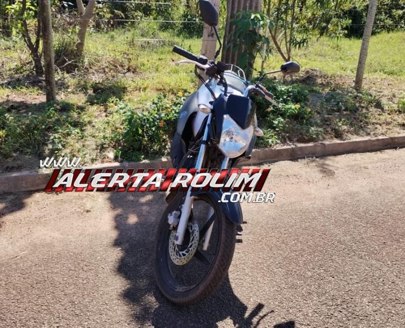 Após denúncia, Polícia Militar localizou moto que foi furtada no mês de abril em Rolim de Moura Após denúncia, Polícia Militar localizou moto que foi furtada no mês de abril em Rolim de Moura