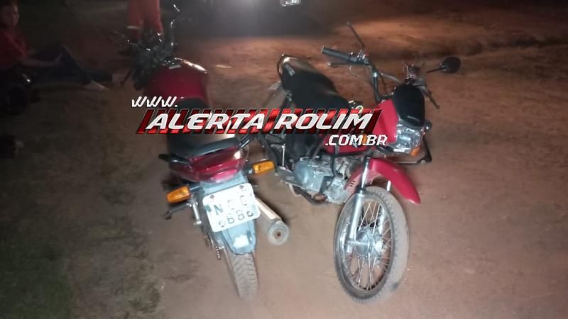 Colisão frontal entre duas motos deixou uma das condutoras com fratura durante a noite de quarta-feira em Rolim de Moura Colisão frontal entre duas motos deixou uma das condutoras com fratura durante a noite de quarta-feira em Rolim de Moura