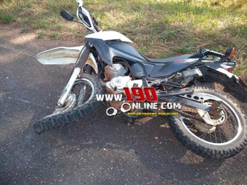 Colisão frontal na linha P 50 deixou motociclista ferido em Alta Floresta do Oeste Colisão frontal na linha P 50 deixou motociclista ferido em Alta Floresta do Oeste