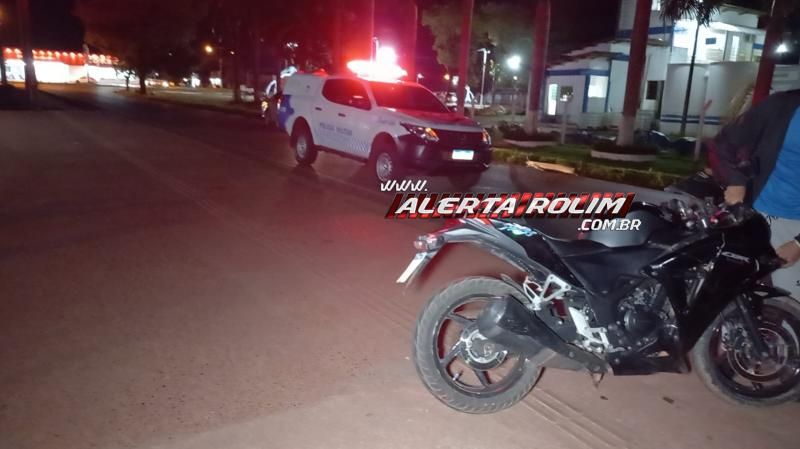 Colisão traseira marcou o quinto acidente de trânsito neste sábado em Rolim de Moura Colisão traseira marcou o quinto acidente de trânsito neste sábado em Rolim de Moura