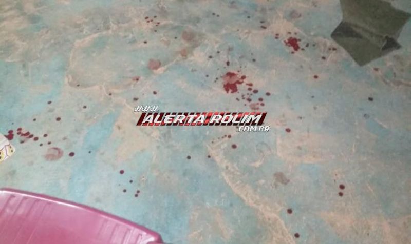 Homem ficou com as vísceras expostas, após sofrer tentativa de homicídio em Cerejeiras; suspeito foi preso em flagrante pela PM Homem ficou com as vísceras expostas, após sofrer tentativa de homicídio em Cerejeiras; suspeito foi preso em flagrante pela PM
