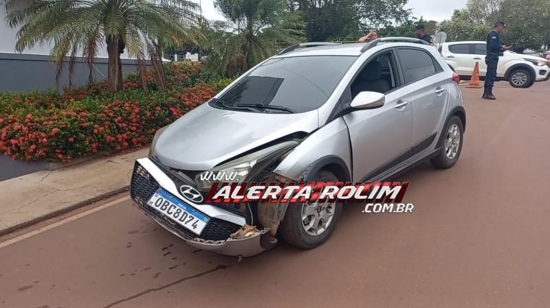 Motociclista foi encaminhado à UPA após ser atingido por carro nesta manhã em Rolim de Moura Motociclista foi encaminhado à UPA após ser atingido por carro nesta manhã em Rolim de Moura