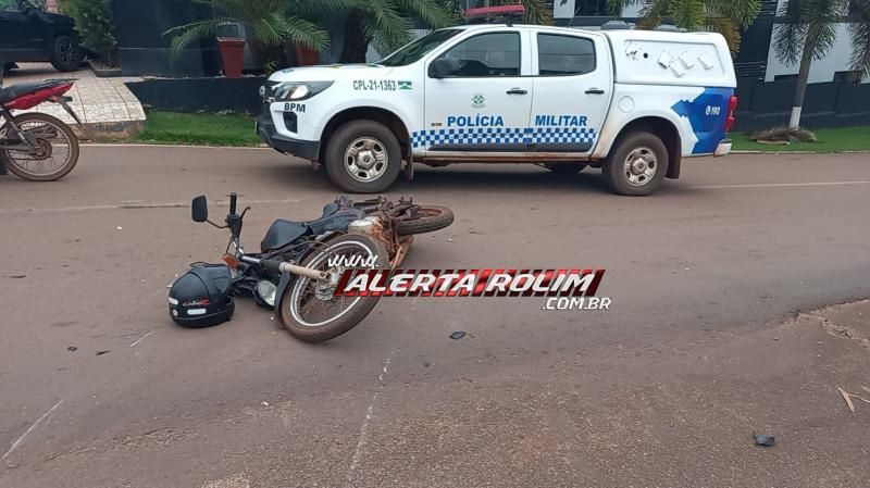 Motociclista foi encaminhado à UPA após ser atingido por carro nesta manhã em Rolim de Moura Motociclista foi encaminhado à UPA após ser atingido por carro nesta manhã em Rolim de Moura