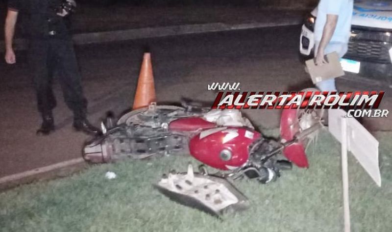 Colisão entre duas motos deixou dois feridos no bairro Cidade Alta em Rolim de Moura Colisão entre duas motos deixou dois feridos no bairro Cidade Alta em Rolim de Moura