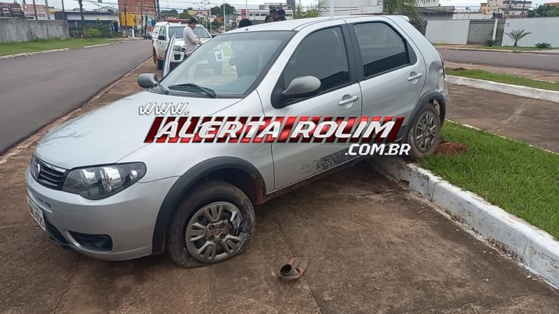 No segundo acidente do dia, Pálio foi atingido por Renault Captur e motorista se evadiu do local, em Rolim de Moura No segundo acidente do dia, Pálio foi atingido por Renault Captur e motorista se evadiu do local, em Rolim de Moura