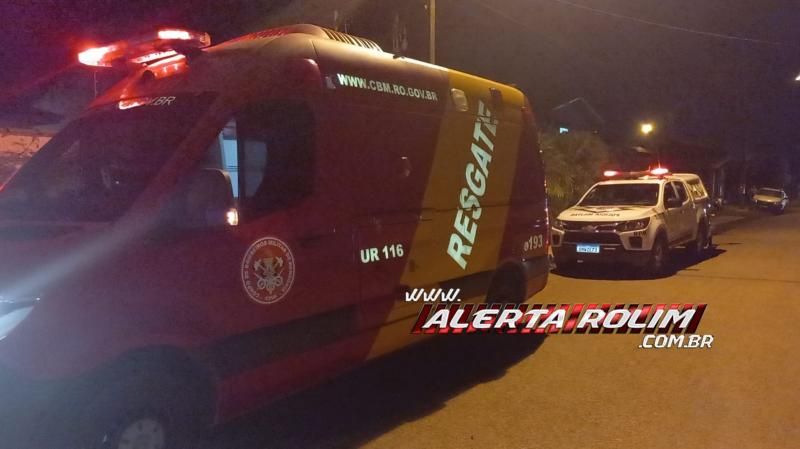 No sexto acidente de trânsito deste sábado, motorista de carro bateu em caminhão estacionado no Cidade Alta em Rolim de Moura No sexto acidente de trânsito deste sábado, motorista de carro bateu em caminhão estacionado no Cidade Alta em Rolim de Moura