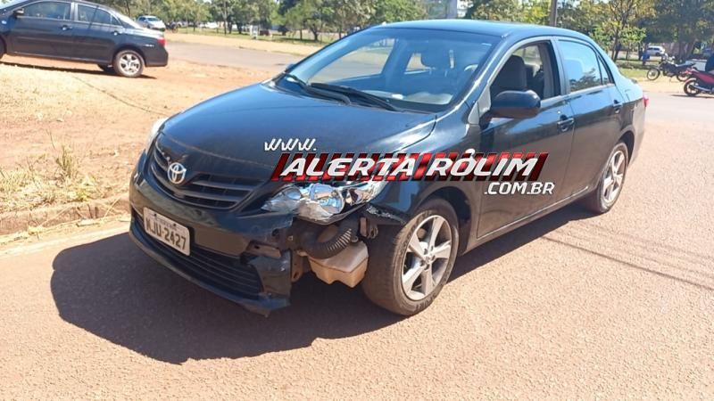 PM registrou colisão entre dois carros nesta manhã em Rolim de Moura PM registrou colisão entre dois carros nesta manhã em Rolim de Moura