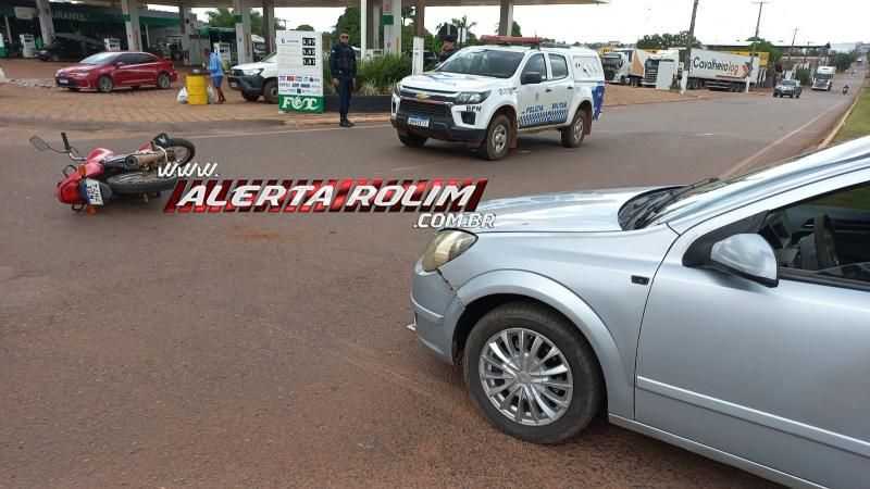 Terceiro acidente do dia também deixou uma pessoa ferida em Rolim de Moura Terceiro acidente do dia também deixou uma pessoa ferida em Rolim de Moura