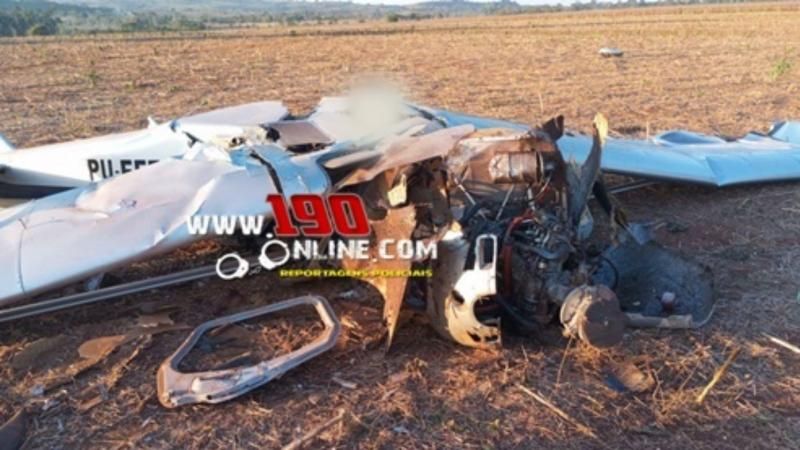 Aeronave de pequeno porte cai em Alta Floresta d´Oeste e dois morrem Aeronave de pequeno porte cai em Alta Floresta d´Oeste e dois morrem