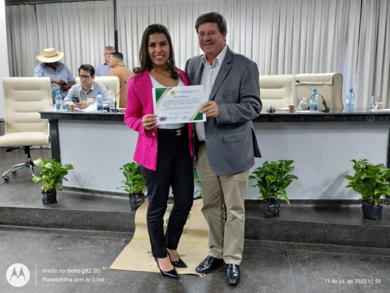 Câmara entrega moções de aplausos aos produtores participantes dos Concursos Concafé, Florada Premiada e Coffe of the Year 2022 durante sessão solene, em Rolim de Moura Câmara entrega moções de aplausos aos produtores participantes dos Concursos Concafé, Florada Premiada e Coffe of the Year 2022 durante sessão solene, em Rolim de Moura