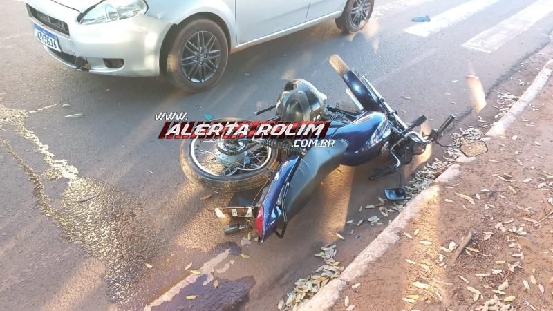 Carro atingiu traseira de moto nesta manhã em Rolim de Moura Carro atingiu traseira de moto nesta manhã em Rolim de Moura