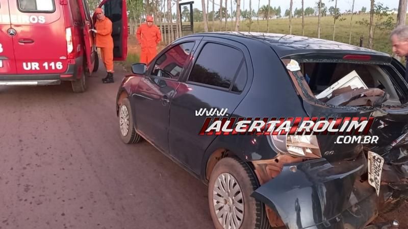 Carro capotou após colidir na traseira de outro veículo na RO 010 em Rolim de Moura Carro capotou após colidir na traseira de outro veículo na RO 010 em Rolim de Moura