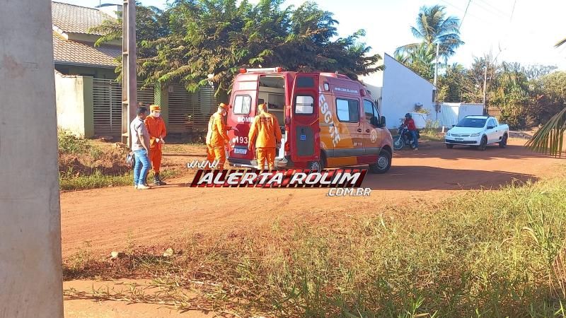 Colisão entre duas motos deixou um ferido nesta tarde em Rolim de Moura Colisão entre duas motos deixou um ferido nesta tarde em Rolim de Moura
