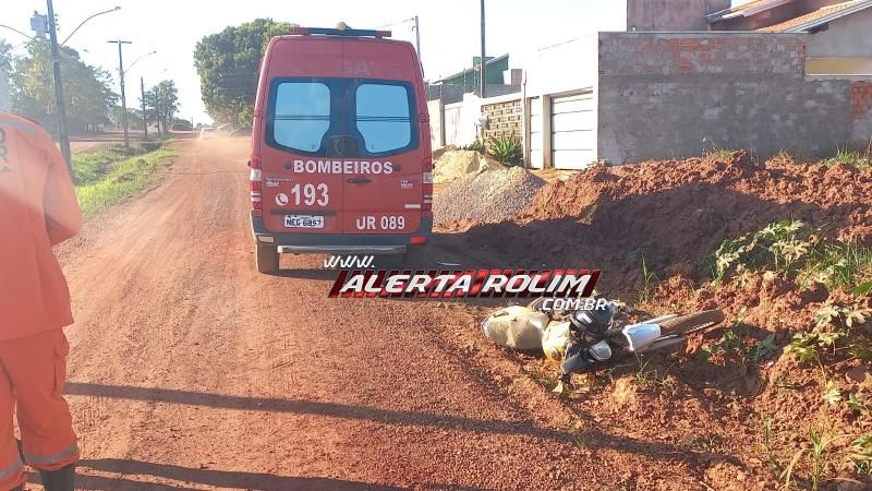 Colisão entre duas motos deixou um ferido nesta tarde em Rolim de Moura Colisão entre duas motos deixou um ferido nesta tarde em Rolim de Moura