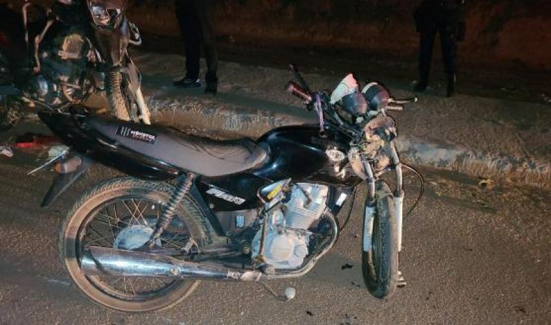 Colisão frontal entre duas motos resultou em duas mortes em Espigão do Oeste Colisão frontal entre duas motos resultou em duas mortes em Espigão do Oeste