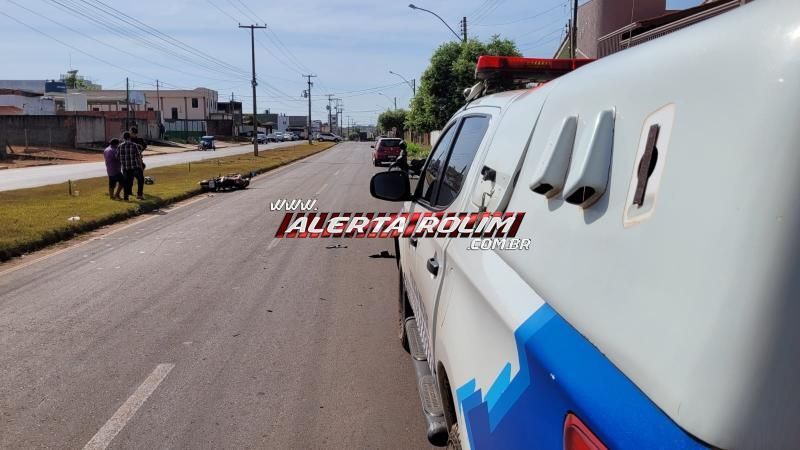 Condutores foram socorridos após colisão entre motos nesta manhã em Rolim de Moura Condutores foram socorridos após colisão entre motos nesta manhã em Rolim de Moura
