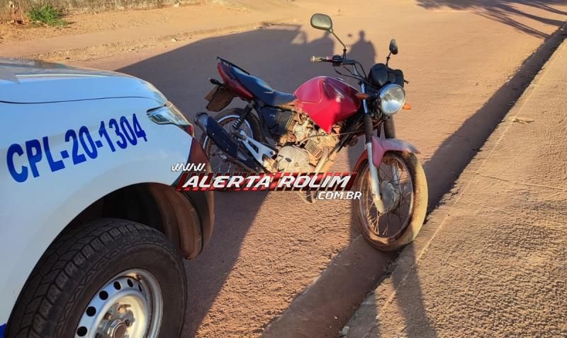 Moto furtada foi recuperada pela Polícia Militar em Rolim de Moura Moto furtada foi recuperada pela Polícia Militar em Rolim de Moura