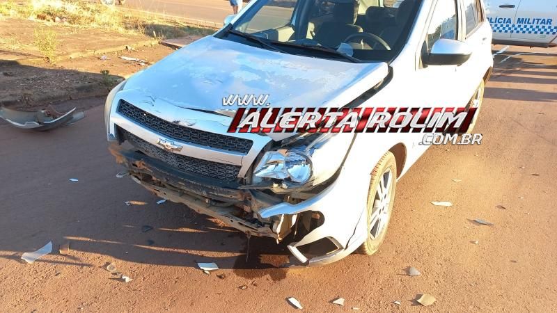 Motociclista foi socorrido após ser atingido por carro nesta manhã em Rolim de Moura Motociclista foi socorrido após ser atingido por carro nesta manhã em Rolim de Moura