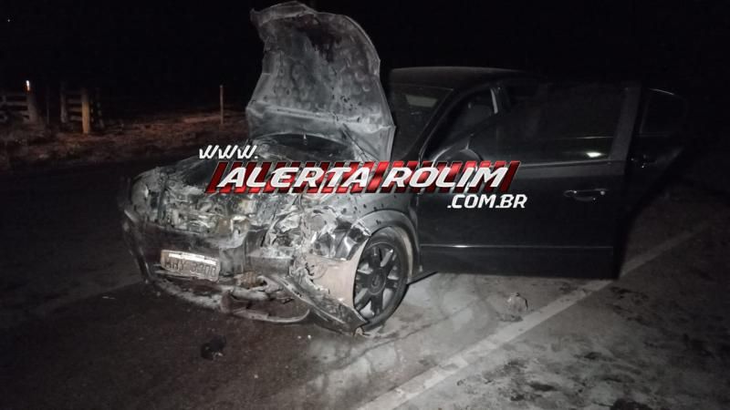 Violenta colisão entre dois carros foi registrada na RO 479 em Rolim de Moura; vítimas sofreram fraturas Violenta colisão entre dois carros foi registrada na RO 479 em Rolim de Moura; vítimas sofreram fraturas