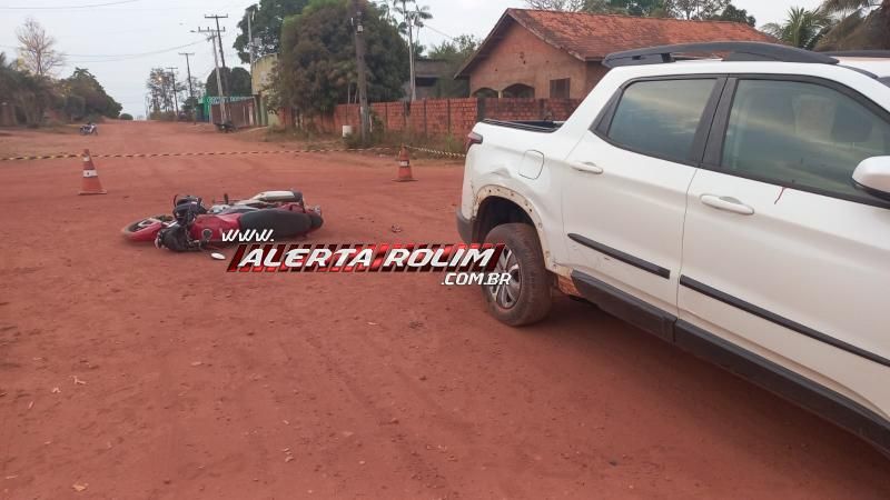 Segundo acidente do dia deixou motociclista ferido no bairro Olímpico em Rolim de Moura; veja o vídeo da colisão Segundo acidente do dia deixou motociclista ferido no bairro Olímpico em Rolim de Moura; veja o vídeo da colisão