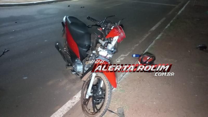 Acidente de trânsito envolvendo carro e moto foi registrado na noite de domingo em Rolim de Moura Acidente de trânsito envolvendo carro e moto foi registrado na noite de domingo em Rolim de Moura