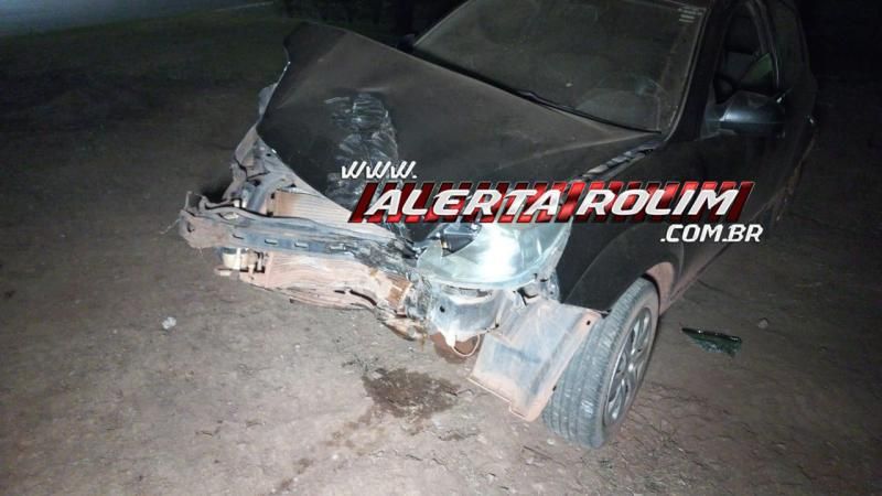 Acidente de trânsito envolvendo carro e moto foi registrado na noite de domingo em Rolim de Moura Acidente de trânsito envolvendo carro e moto foi registrado na noite de domingo em Rolim de Moura