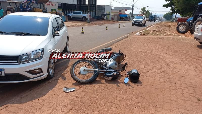 Acidente de trânsito envolvendo moto e carro deixou motociclista ferido nesta manhã em Rolim de Moura Acidente de trânsito envolvendo moto e carro deixou motociclista ferido nesta manhã em Rolim de Moura