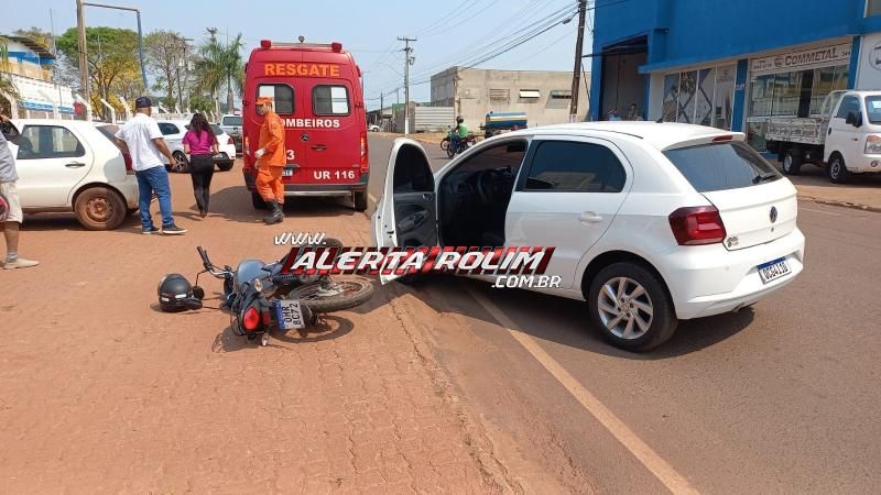 Acidente de trânsito envolvendo moto e carro deixou motociclista ferido nesta manhã em Rolim de Moura Acidente de trânsito envolvendo moto e carro deixou motociclista ferido nesta manhã em Rolim de Moura