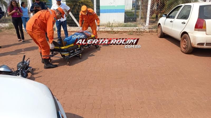 Acidente de trânsito envolvendo moto e carro deixou motociclista ferido nesta manhã em Rolim de Moura Acidente de trânsito envolvendo moto e carro deixou motociclista ferido nesta manhã em Rolim de Moura