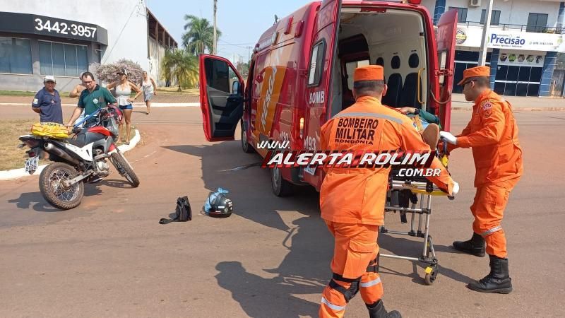 Acidente de trânsito foi registrado pela PM e Bombeiros nesta manhã em Rolim de Moura Acidente de trânsito foi registrado pela PM e Bombeiros nesta manhã em Rolim de Moura
