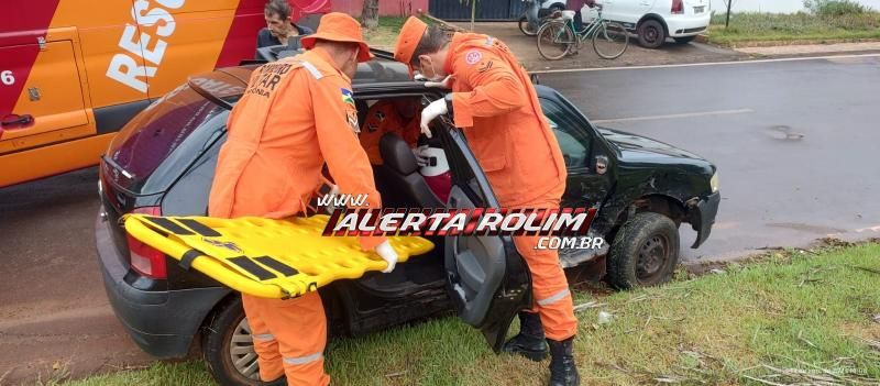 Colisão entre dois carros foi registrada no domingo no bairro Planalto em Rolim de Moura Colisão entre dois carros foi registrada no domingo no bairro Planalto em Rolim de Moura