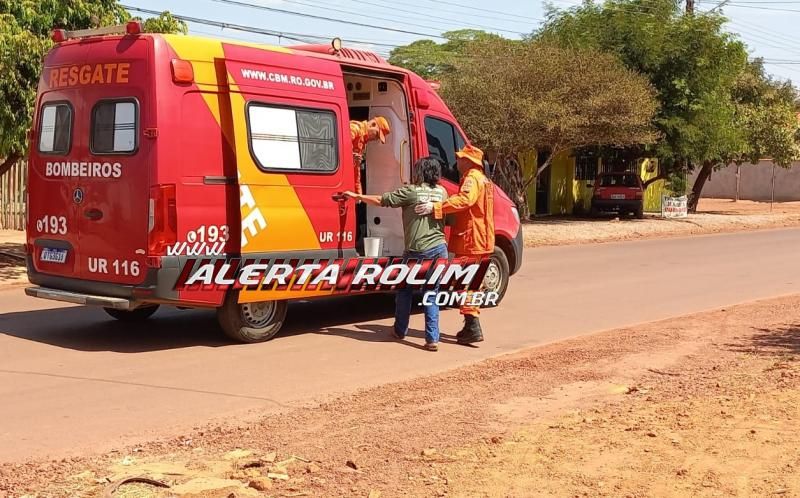 Colisão entre duas motos deixou homem com fratura na perna neste sábado em Rolim de Moura Colisão entre duas motos deixou homem com fratura na perna neste sábado em Rolim de Moura