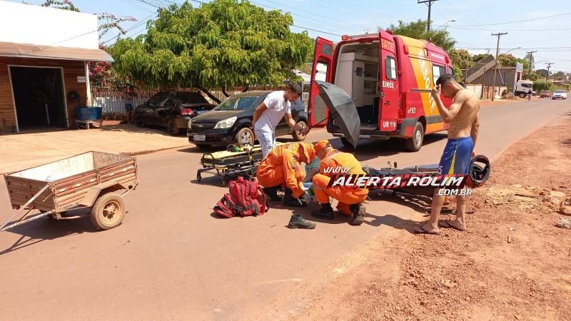 Colisão entre duas motos deixou homem com fratura na perna neste sábado em Rolim de Moura Colisão entre duas motos deixou homem com fratura na perna neste sábado em Rolim de Moura