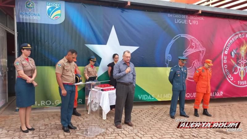 Formatura militar com entregas de medalhas foi realizada no 6° Grupamento de Bombeiros de Rolim de Moura Formatura militar com entregas de medalhas foi realizada no 6° Grupamento de Bombeiros de Rolim de Moura