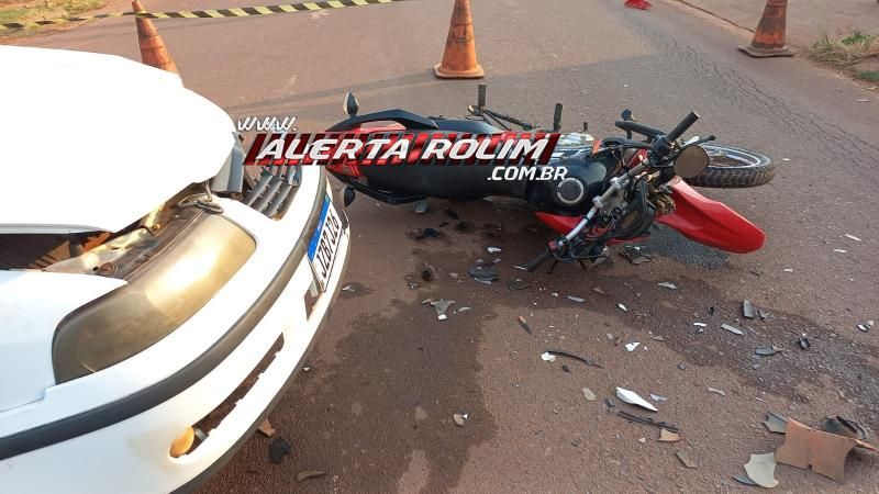 Grave acidente de trânsito foi registrado nesta manhã no bairro Cidade Alta em Rolim de Moura Grave acidente de trânsito foi registrado nesta manhã no bairro Cidade Alta em Rolim de Moura