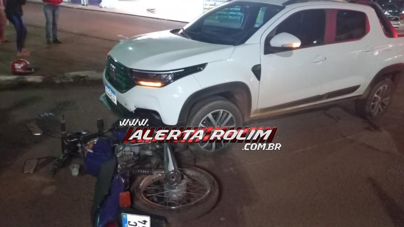 Motociclista fraturou a perna ao ser atingido por carro em Rolim de Moura Motociclista fraturou a perna ao ser atingido por carro em Rolim de Moura